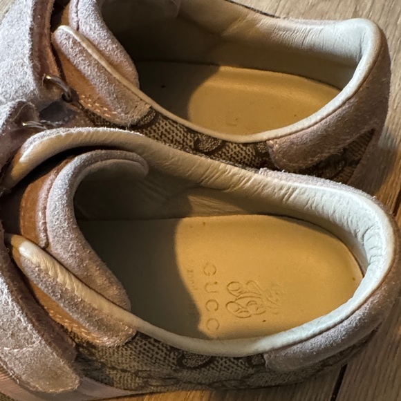 Pink Kids Gucci sneakers - Picture 4 of 11